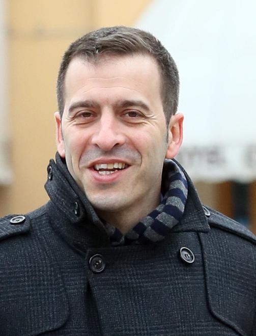 Faccia a faccia tra candidati E il confronto si accende 