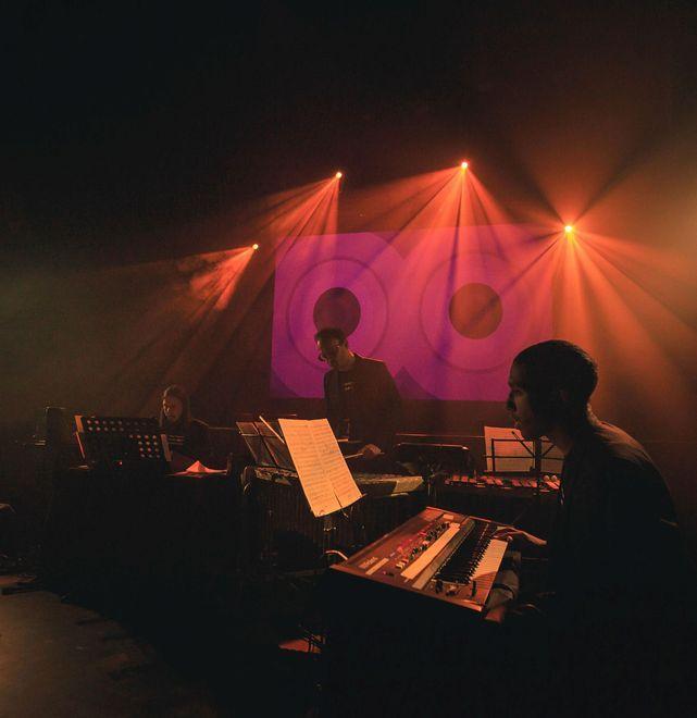 Metal, noise e avant-garde per fare crescere le piante