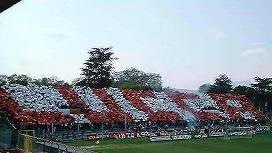 Giornata rossonera: riaprire la curva ovest