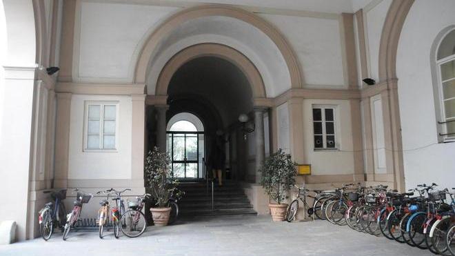 Patteggia l’insegnante del liceo