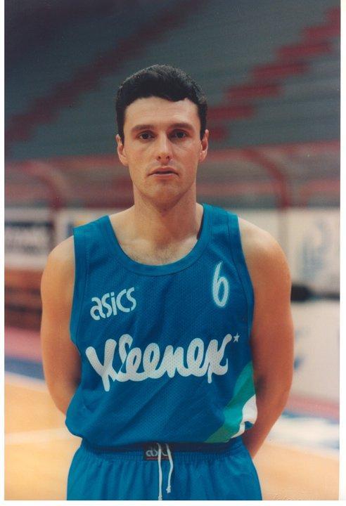 Cristiano Carlesi con la maglia della Kleenex Pistoia