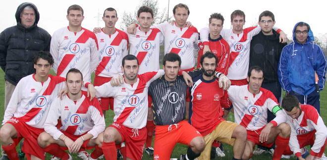 Litigio tra due giocatori e il patron ritira la squadra 