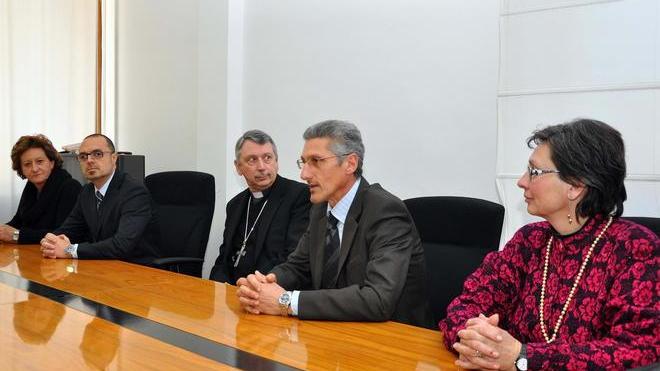 Il vescovo Giusti in Confesercenti