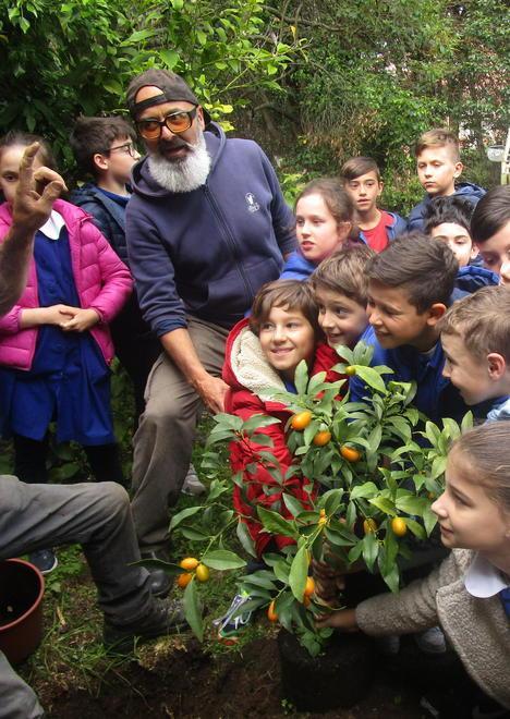Italia Nostra pianta alberi di agrumi alla Rinchiostra