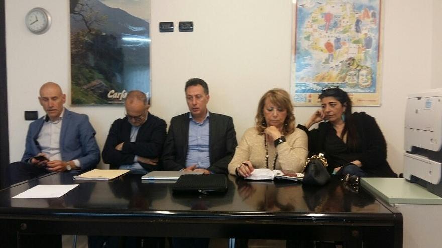 «Investitori da rimborsare subito e completamente»