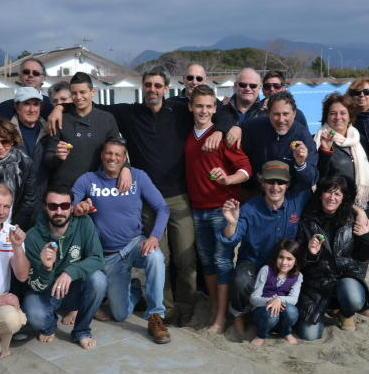 Biglie da spiaggia, pieno successo per il trofeo Carnevale