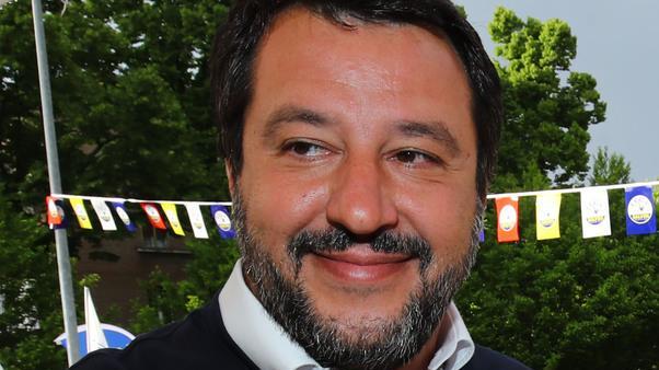 Zingaretti a Ponte al “pranzo sociale” Ipotesi Salvini bis