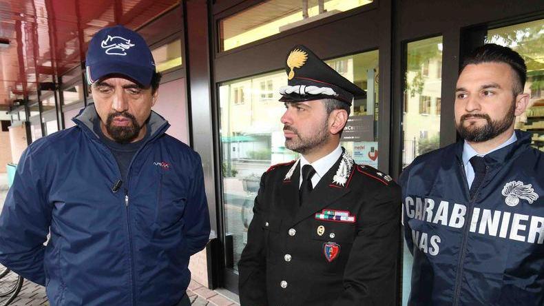 Reggio Emilia, Valerio Staffelli in città come reporter del Nas: «Il tapiro è in letargo»