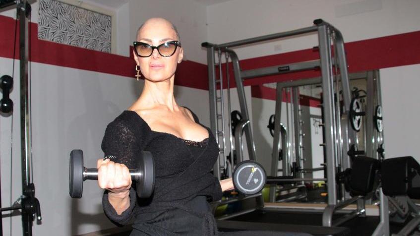 La Venere Bianca si butta nel fitness e si reinventa personal trainer