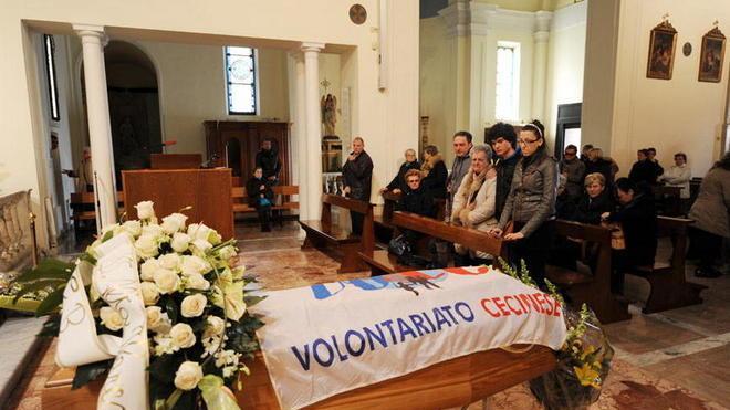 In tanti per l’ultimo saluto a Vito Matteoli