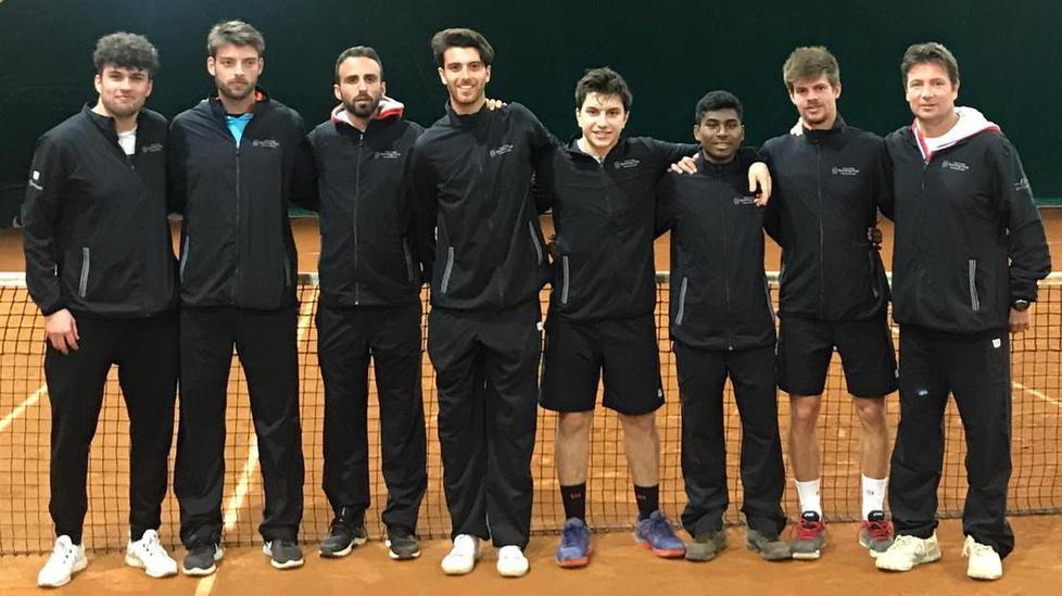 La formazione al completo dello Sporting Club Montecatini