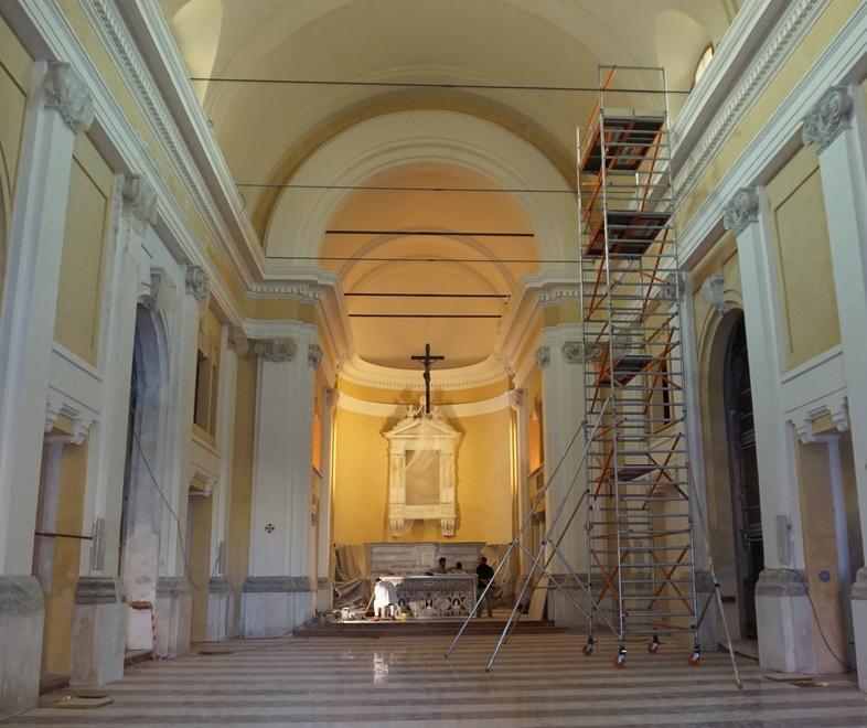Modena, i paesi in cerca dell’identità perduta Le chiese ferite si preparano a riaprire 