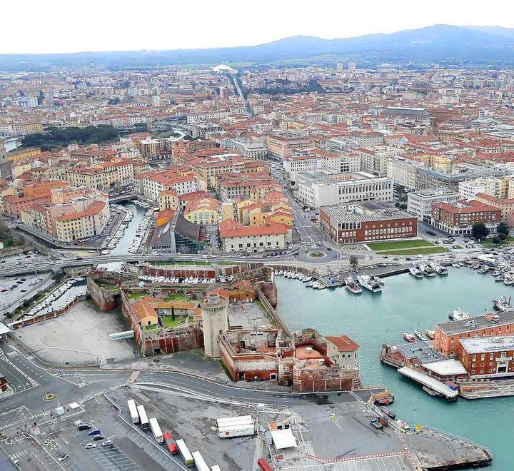 Boom degli affitti turistici sui portali web, in centro guadagni fino a 3.000 euro al mese 
