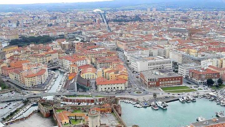 Boom degli affitti turistici sui portali web, in centro guadagni fino a 3.000 euro al mese