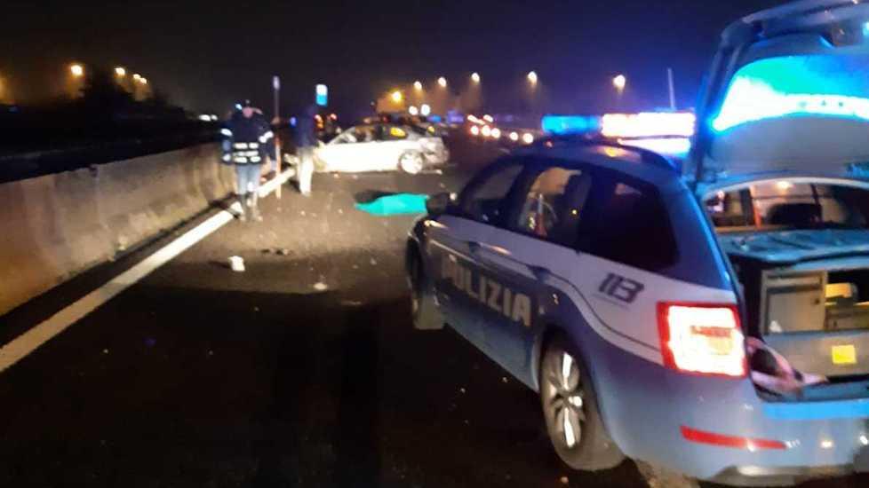 Modena. «Siamo a 220 all’ora». E si schiantano Poi sono travolti e uccisi da un’altra auto