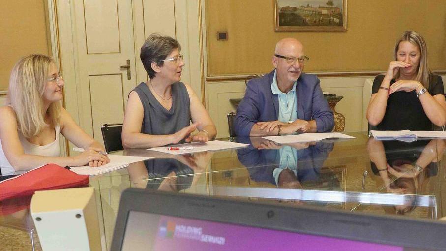 L'eredità per il futuro sindaco. Ottanta incarichi da assegnare a Ferrara