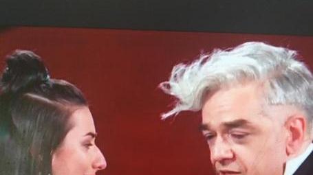 Violet la giovane stella illumina The Voice «Scrivo i pezzi, canto e ritrovo me stessa»