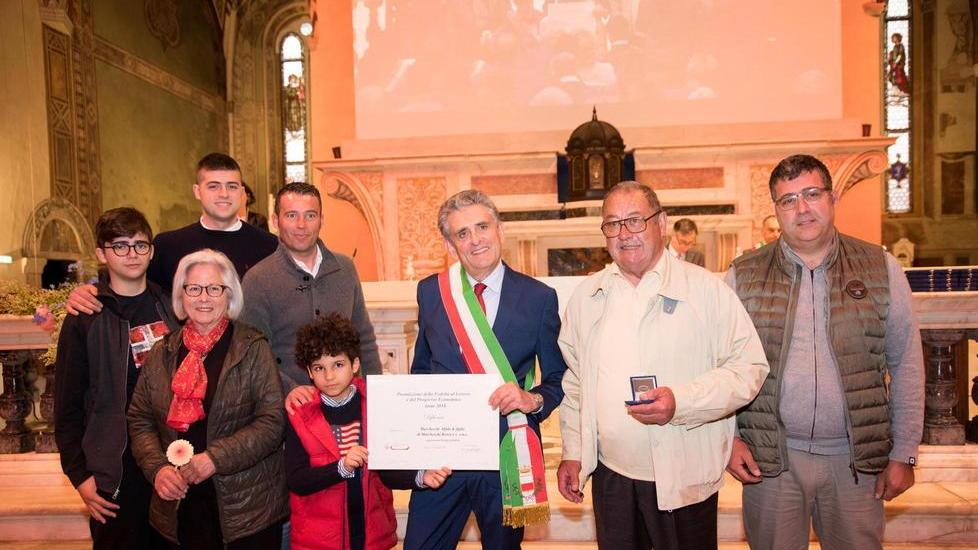 Artigiani e imprese: un omaggio al lavoro nella cerimonia in San Francesco