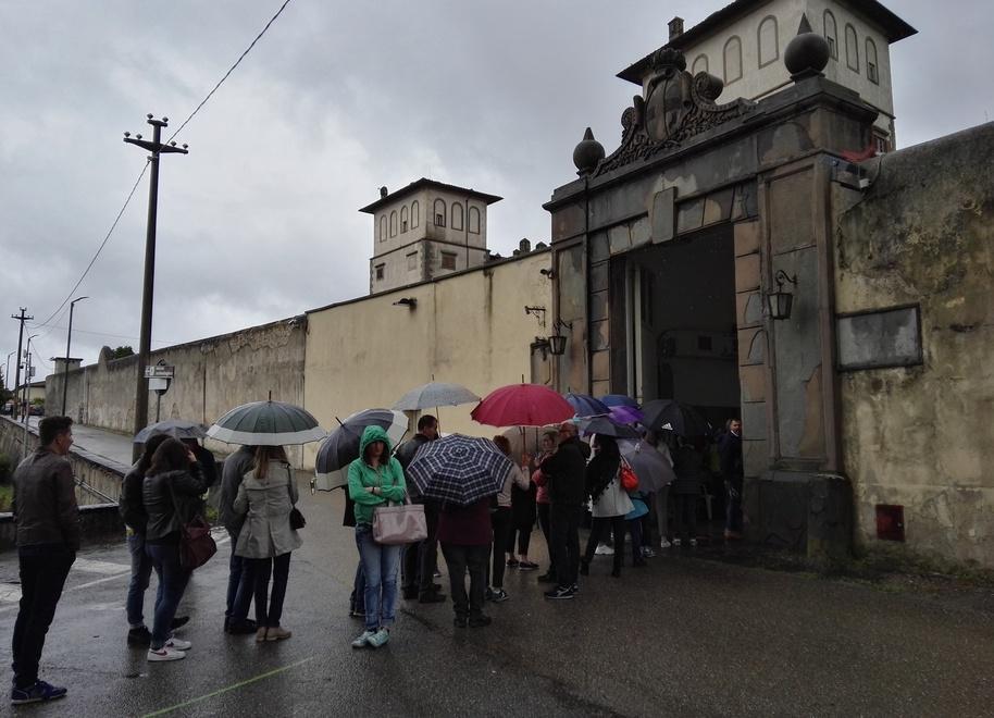 Un fiume di persone per la villa dell’Ambrogiana di Montelupo che fu Opg