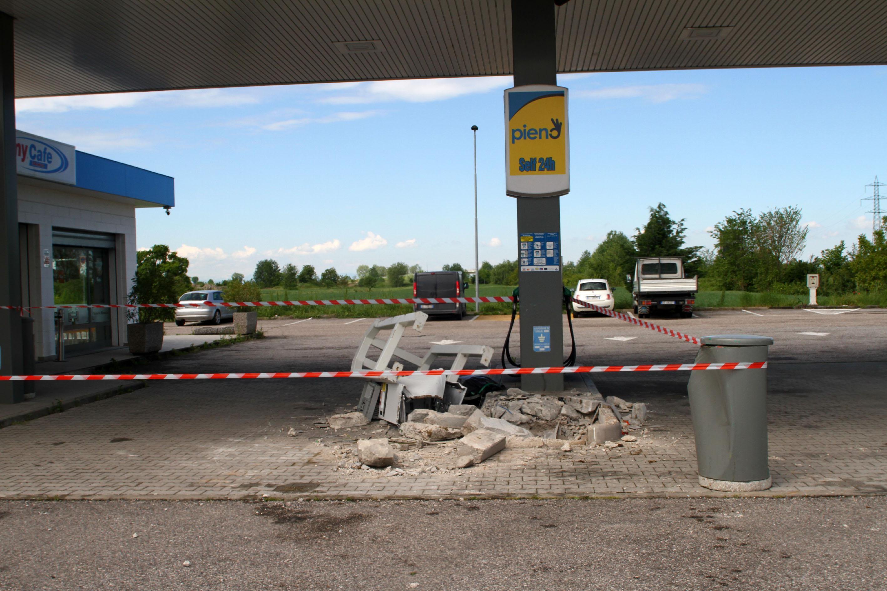 L'area di servizio devastata nel furto del 6 maggio scorso
