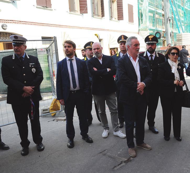 Rogo di Mirandola Lutto cittadino in tutti i nove Comuni della Bassa