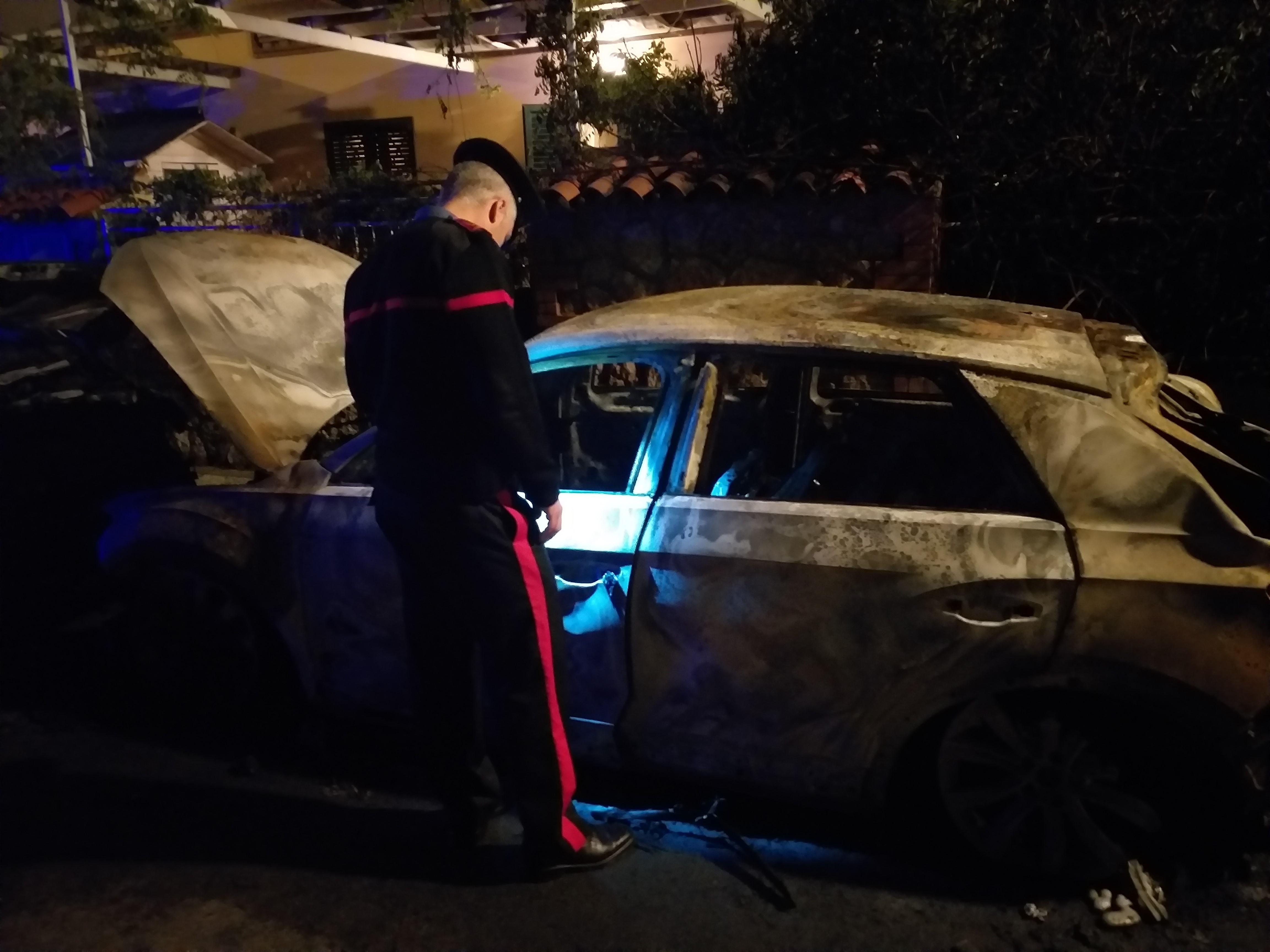 Parla la testimone dell'incendio: "Sembravano spari, poi l'esplosione" 