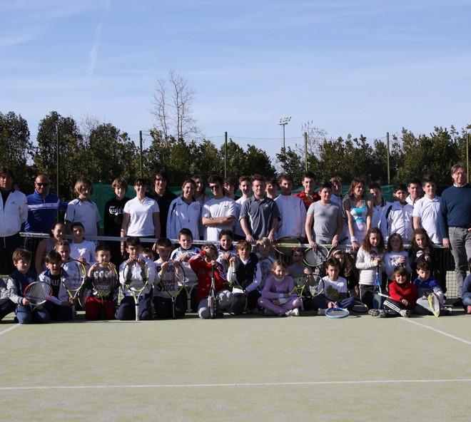 Una domenica all’insegna del tennis per tutti 