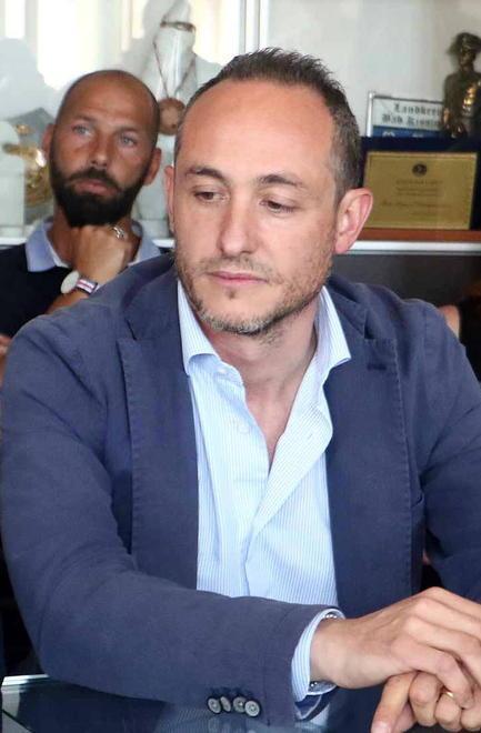 Aeroporto chiuso, ecco il nuovo piano per salvare gli alberi e i nidi degli uccelli