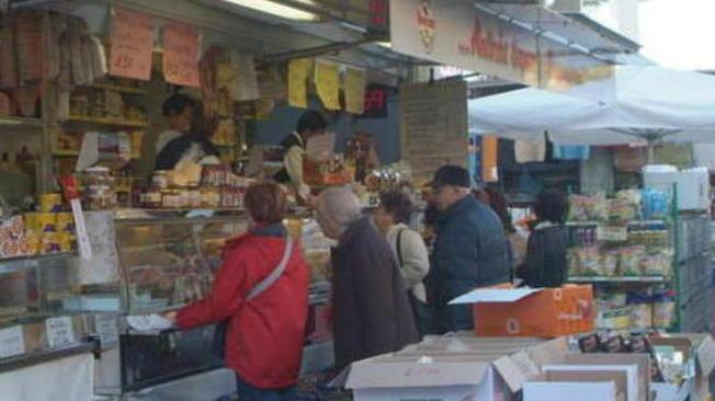 Ambulanti, licenza sospesa a chi non versa i contributi