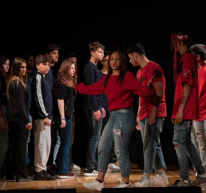 Studenti e richiedenti asilo protagonisti al Teatro Verdi 