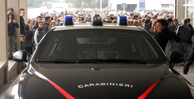 «Pagato per dare l’allarme bomba» 
