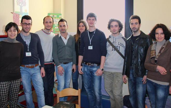 Otto volontari per la biblioteca 