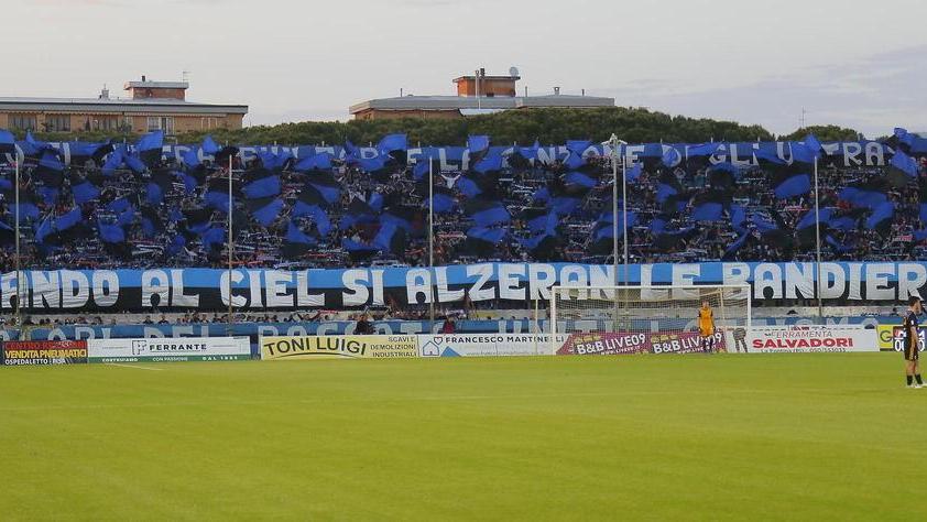 “Al ciel si alzeran le bandiere” sventolano felici quelle nerazzurre
