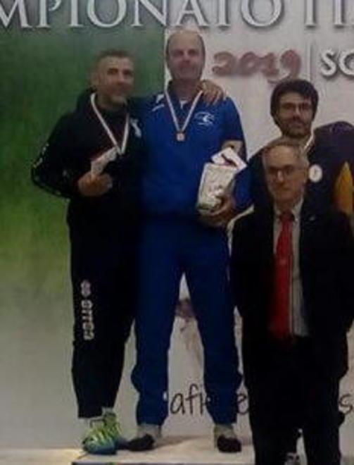 Lorenzo Persichetti (Csp Di Ciolo) campione italiano master di fioretto
