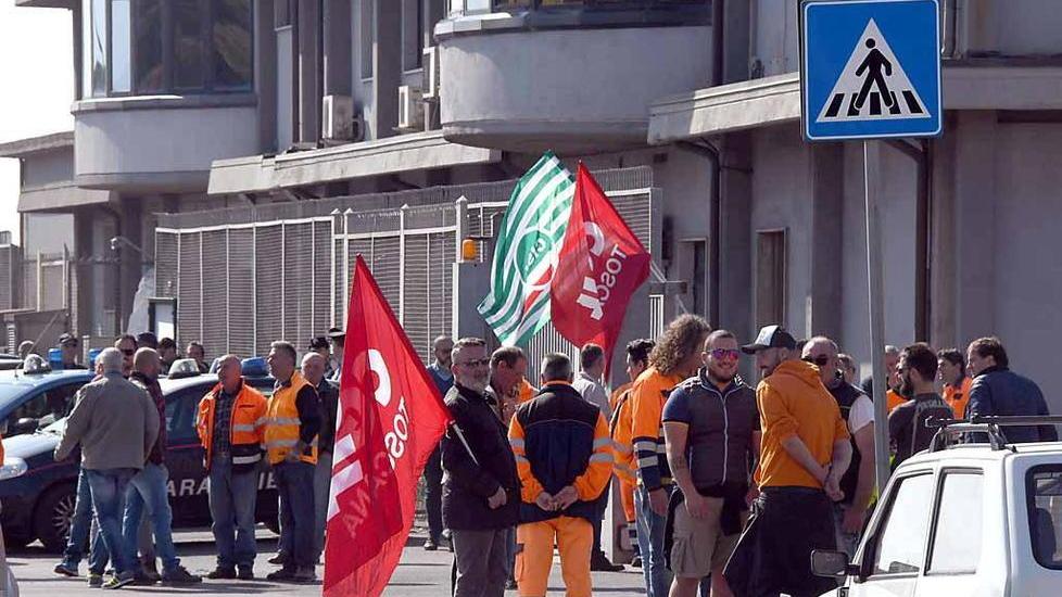 Contratto nazionale dei porti: la protesta anche a Carrara