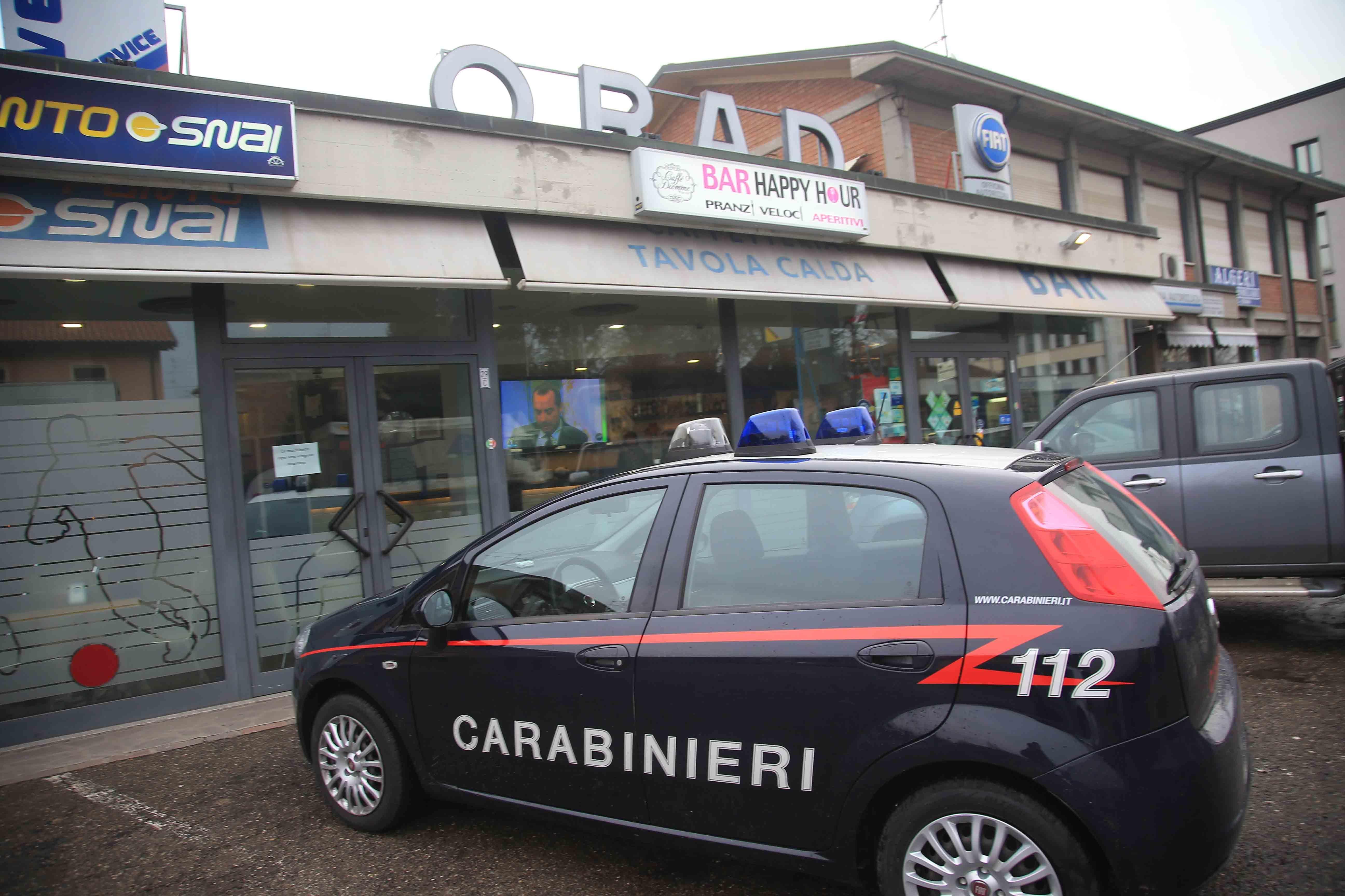 Una pattuglia di carabinieri di Rubiera durante dei controlli