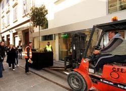 Fioriere e panchine per cambiare il volto del centro storico 