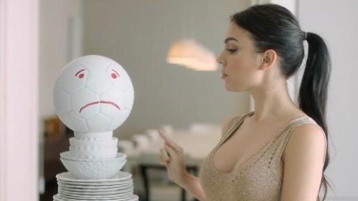 Carpi. Georgina, compagna di Ronaldo, protagonista del nuovo spot Twinset