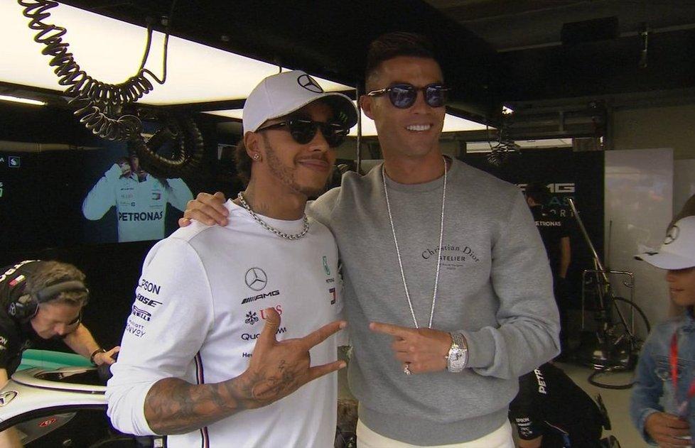 Davanti all’amico Ronaldo Hamilton è imprendibile Ferrari, altro allarme rosso