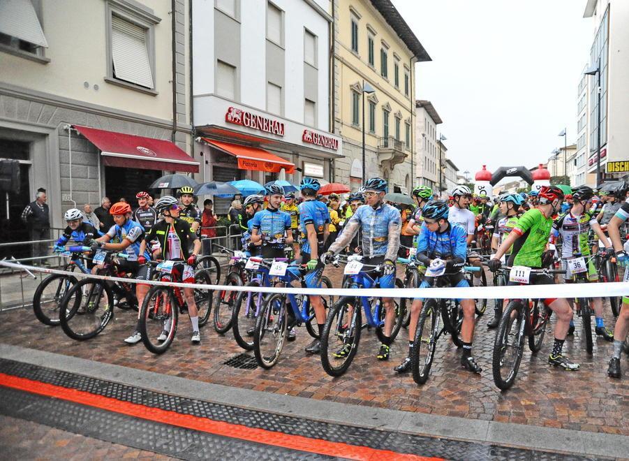 La Granfondo torna sulle strade di Bibbona dopo 9 anni d’attesa