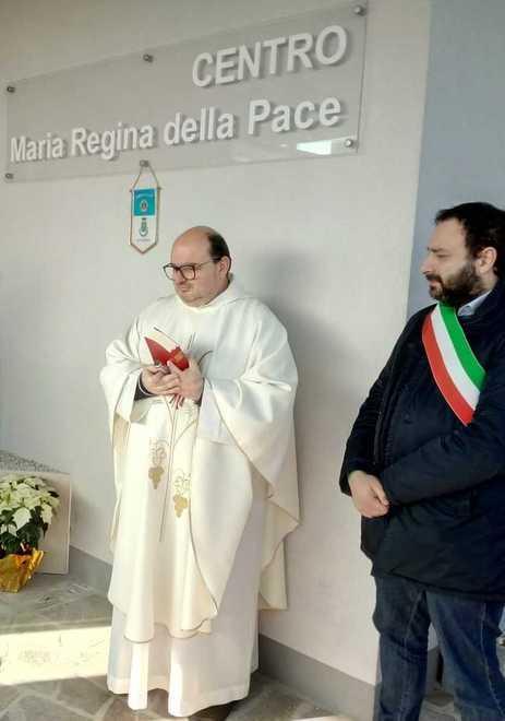 Una pala d’altare al centro parrocchiale Il dono dei Lions 