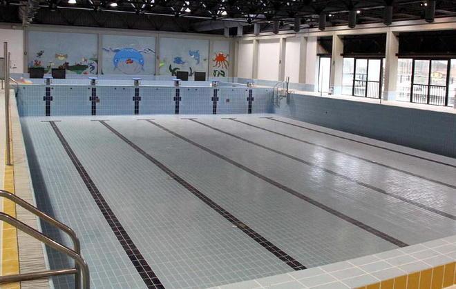 Piscina comunale, j’accuse di Benedetti 