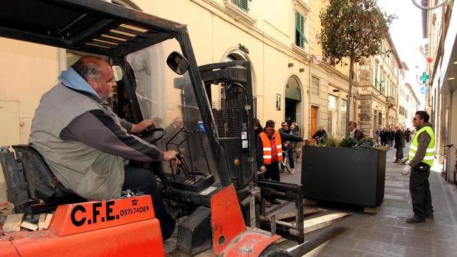 Ecco le fioriere che arrederanno la nuova area pedonale