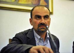 Il sindaco: «Verifiche su privatizzazione e personale» 