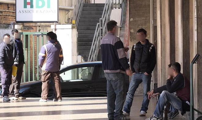 Stazione, ora lo spaccio si fa solo alla luce del sole 