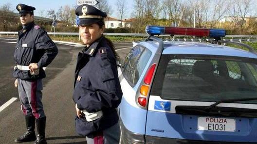 Coltello sulla Mercedes denunciato dalla polizia
