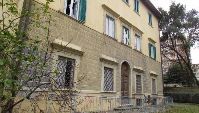 Nubi, angeli e fiori: a villa Maria spuntano nuove pitture dell’800 