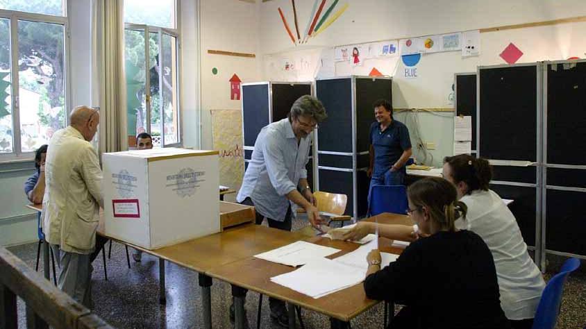 Sono 166.808 gli apuani chiamati alle urne Al voto con l’incognita dell’affluenza