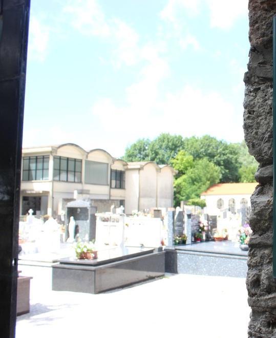 Via l’eternit entro l’estate dal cimitero di Strettoia