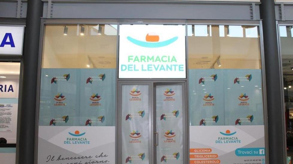 Chiude dopo 118 anni la farmacia Alessandri: ecco dove riaprirà